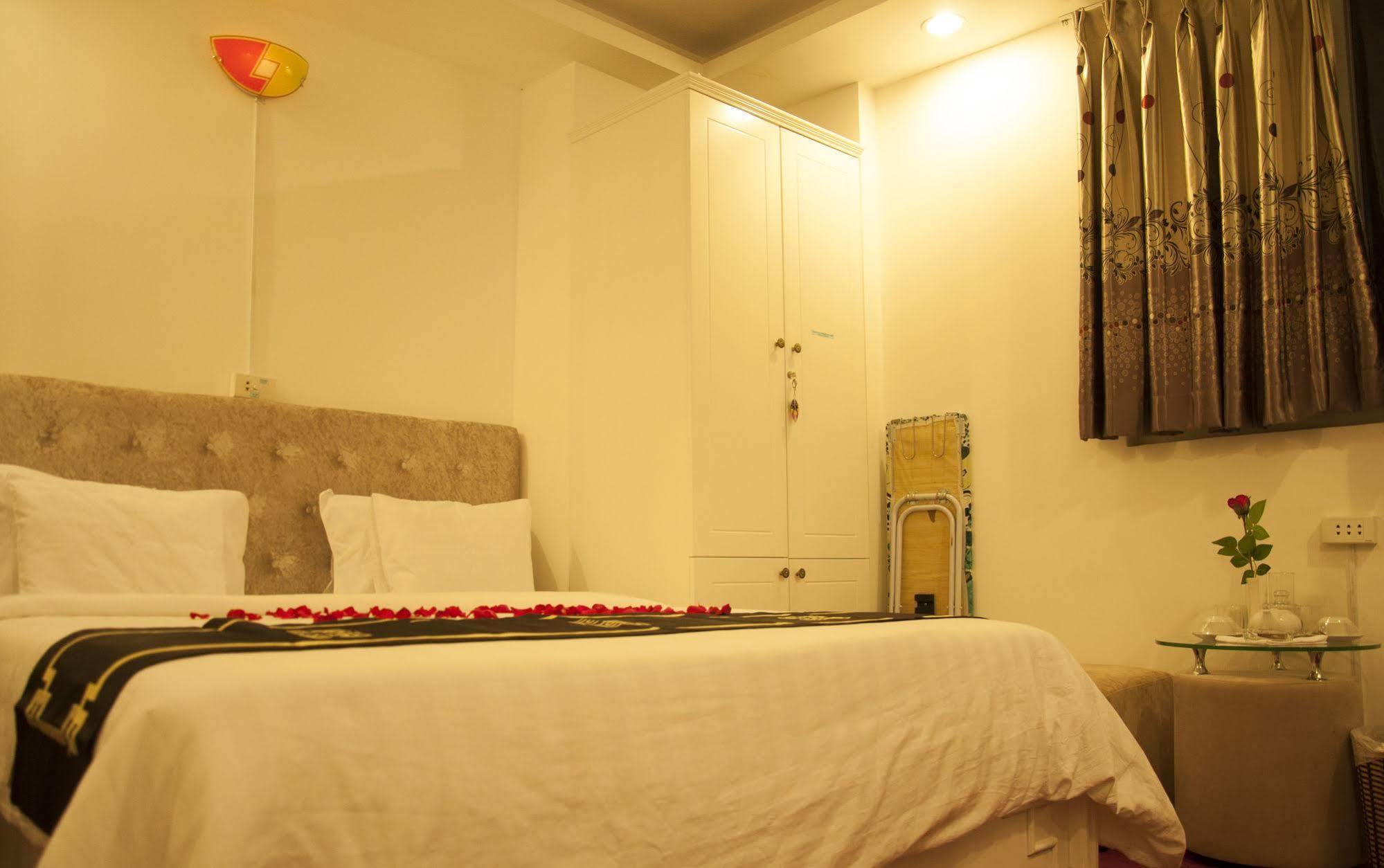 Khách sạn A25 - 274 Đề Thám TP. Hồ Chí Minh Ngoại thất bức ảnh
